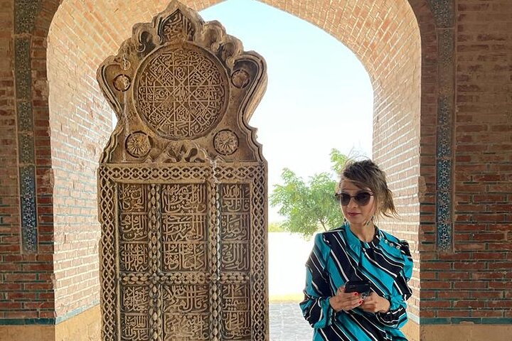 UNESCO World Heritage Tour Near Karachi