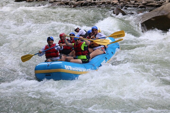 White Water Rafting Pacuare River From San José