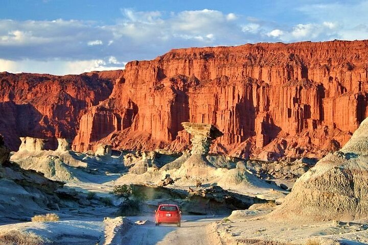 San Juan: Ischigualasto, el Valle de la Luna – Full Day