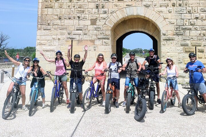 Happy tour camargue visit, ride, electric bike excursion