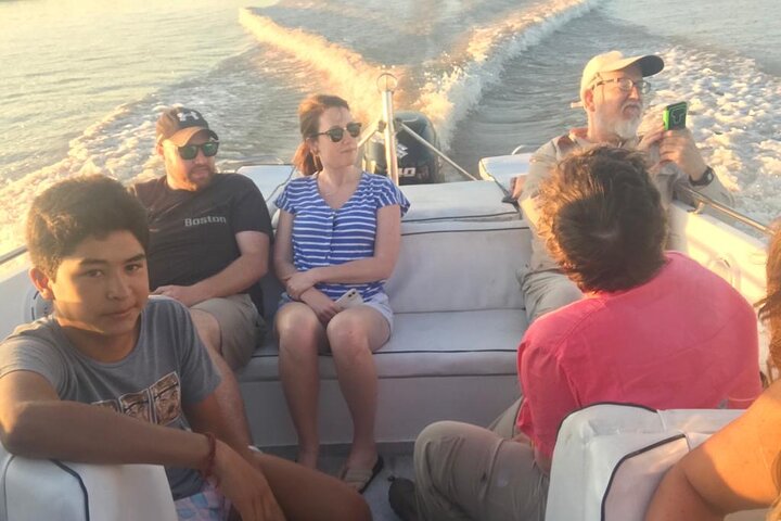 Customized Tigre Delta Tour lunch and drink included
