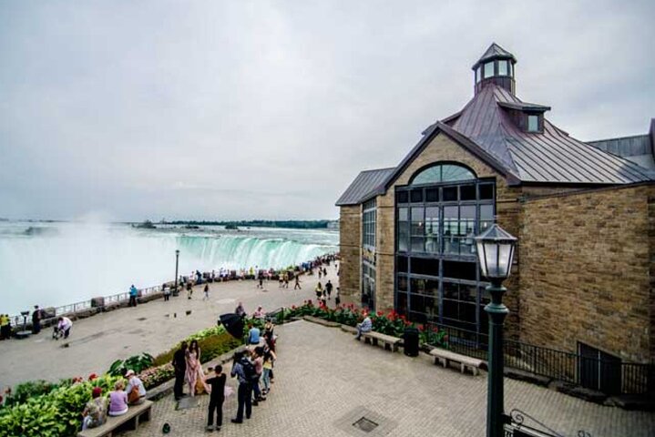 Niagara Falls Day Tour Includes Boat Cruise, Winery Stop & Lunch