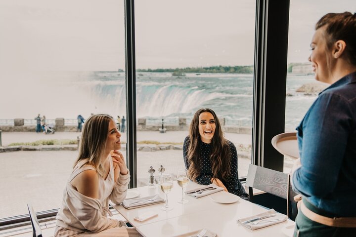 Niagara Falls Day Tour Includes Boat Cruise, Winery Stop & Lunch