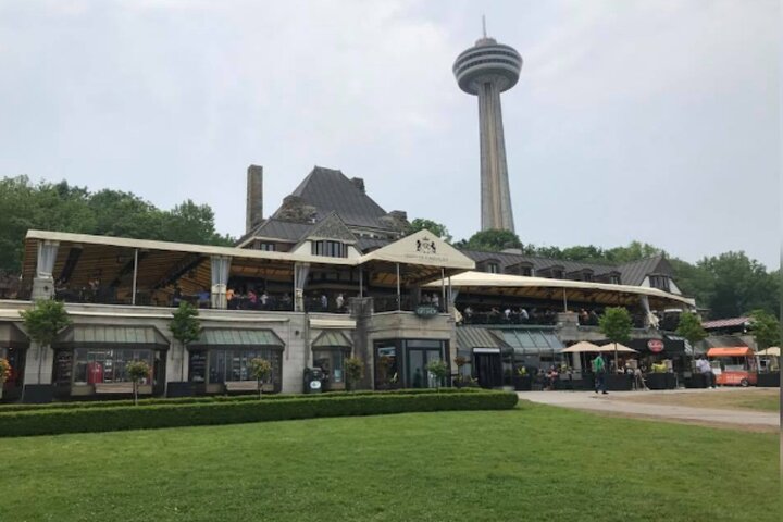 Niagara Falls Day Tour Includes Boat Cruise, Winery Stop & Lunch