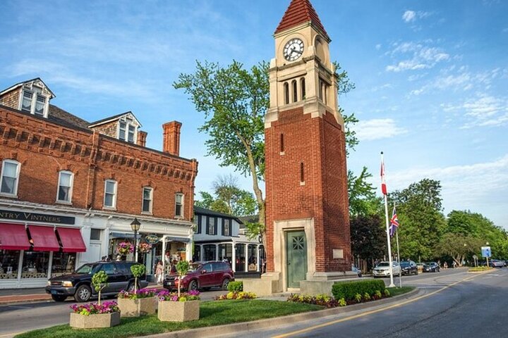 Niagara Falls Day Tour Includes Boat Cruise, Winery Stop & Lunch