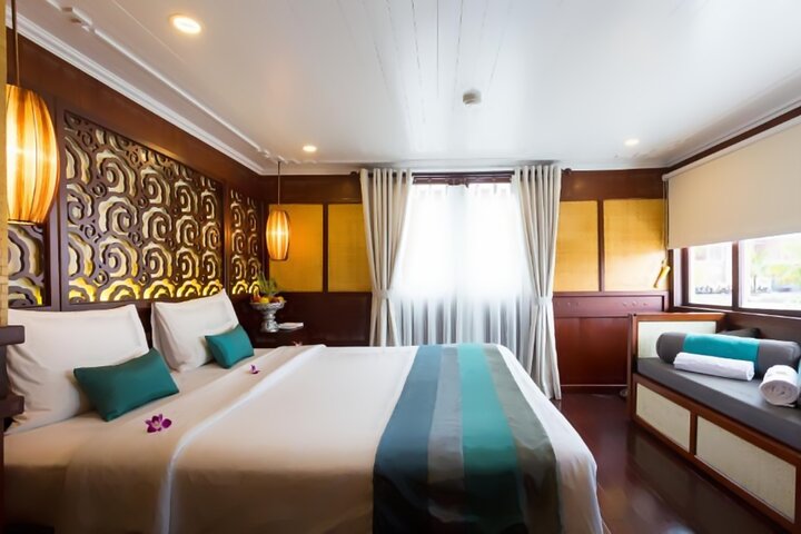 Le Journey Elegance - Halong Bay - All Inclusive Multi Day Tour
