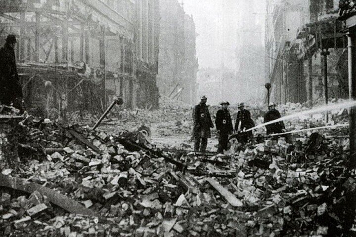 Air Raid Shelter + St. Nicholas Market Walking Tour