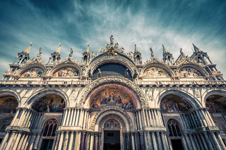 Skip-the-Line: Doge's Palace & St. Mark's Basilica Fully Guided Tour