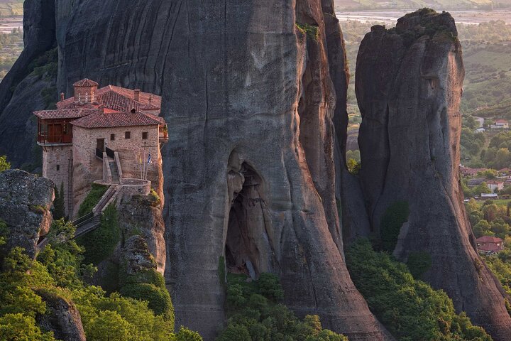 Private Full Day Tour to Meteora from Volos