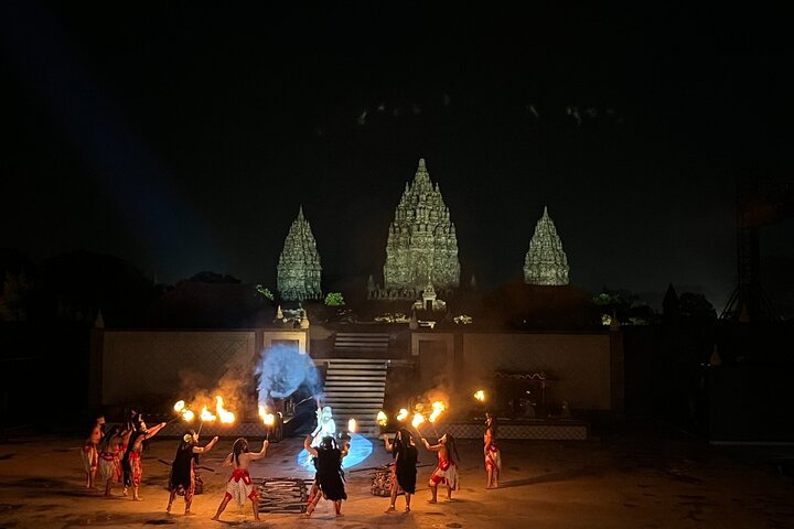 Borobudur Climb To The Top, Prambanan Temple And Ramayana Ballet