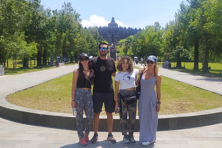 Borobudur Climb To The Top, Prambanan Temple And Ramayana Ballet