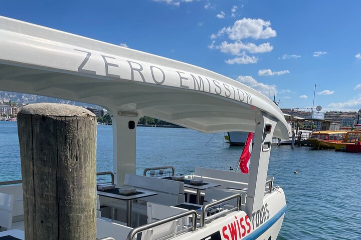 Sightseeing Cruise on Lake Geneva with Wine and Aperitif