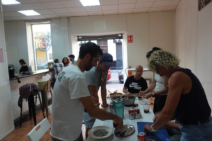 Paella & Sangria Class with Tapas and Market Visit