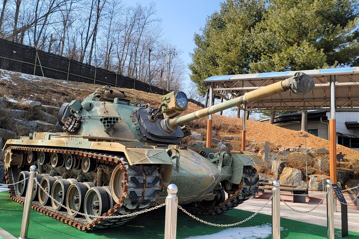 Small Group DMZ Tour with Hotel pickup : 3rd tunnel&Susp. Bridge