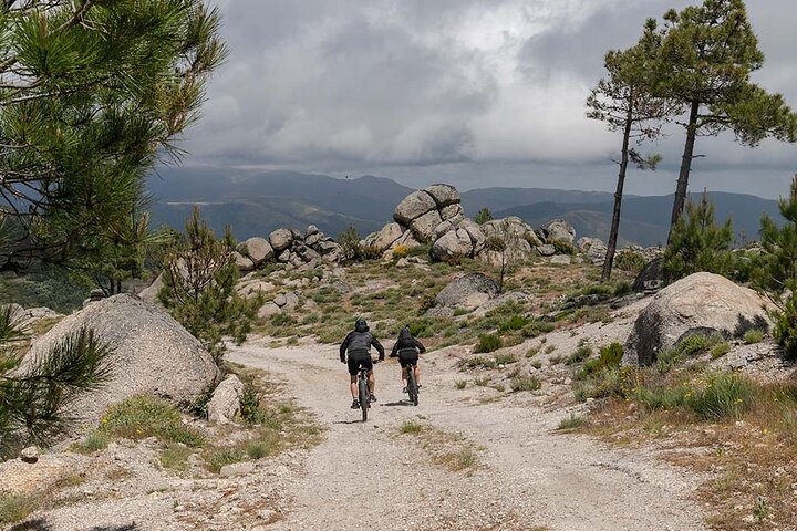 Private E-bike tour in Serra da Estrela. Guided or Auto Guided
