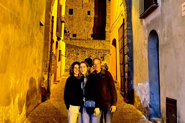 I Briganti by night by jeep