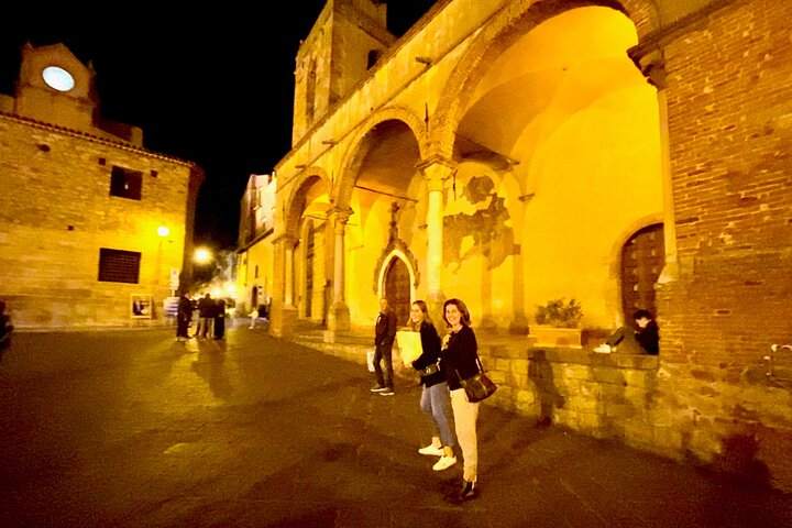 I Briganti by night by jeep