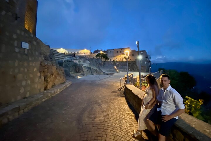 I Briganti by night by jeep