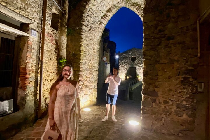 I Briganti by night by jeep
