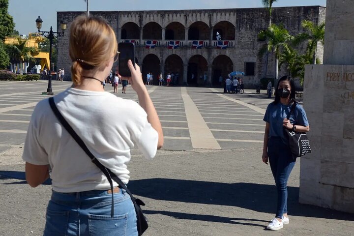 Historical Tour of Santo Domingo and 3 eyes Caves with Lunch