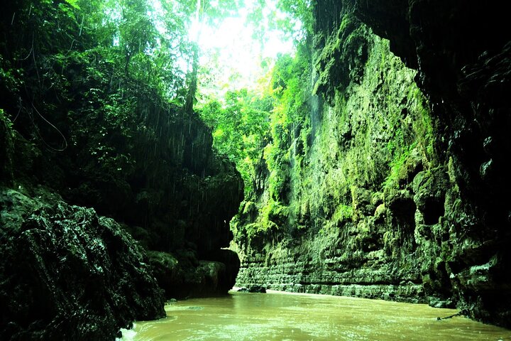 Side Green Canyon Boat Trip With Unlimited Drinks And Lunch