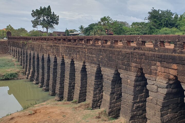 Daily Phnom Penh to Siem Reap by private car