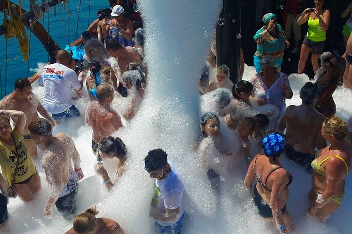 Alanya All Inclusive Pirate Boat Trip With Hotel Transfer