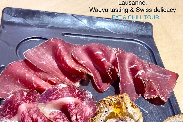 Food tour with EAT and CHILL TOUR Geneva & Lausanne