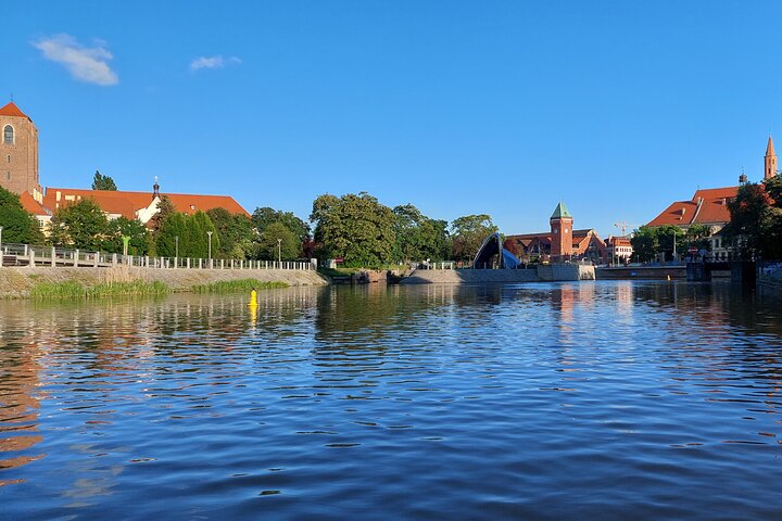 Wroclaw: Premium Catamaran Cruise at BARBARKA Riverside Bar