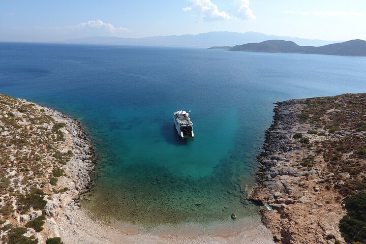 Half Day Snorkelling Experience with a dive boat in Kos Greece