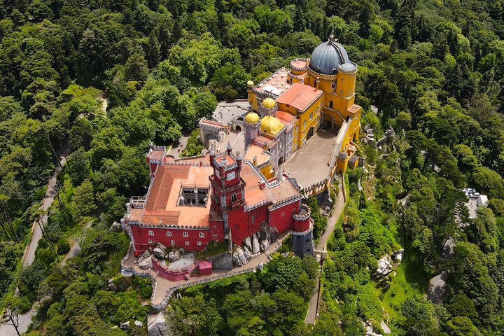 Private Tour to Sintra from Lisbon - Palaces, Gardens & Coast