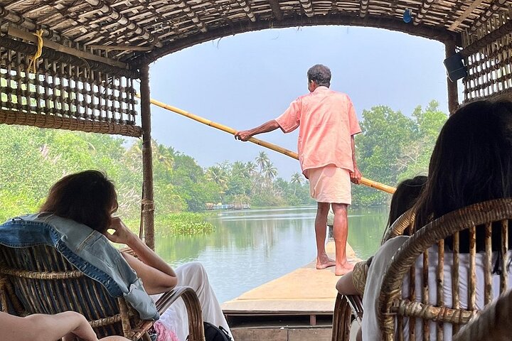 Cochin: Backwater Village Eco Boat Cruise with Lunch