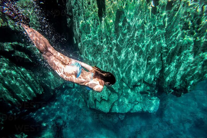 Coron Palawan Snorkeling & Island Hopping Tour (Private)