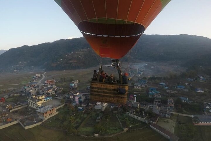 Pokhara: Hot Air Ballooning Tour in Pokhara