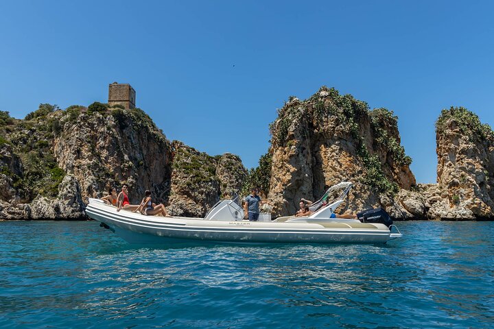8-Hour Boat Tour from Castellammare del Golfo to San Vito Lo Capo