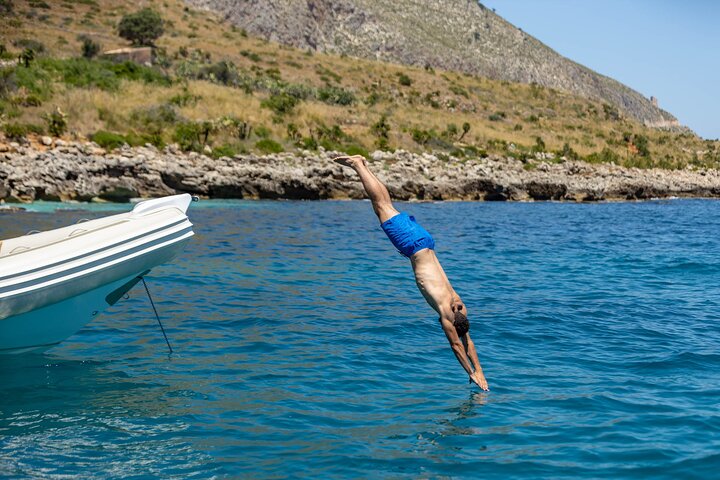 8-Hour Boat Tour from Castellammare del Golfo to San Vito Lo Capo