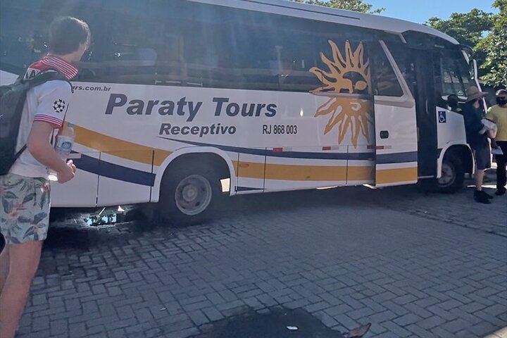 From Paraty: shared transfer to Rio de Janeiro