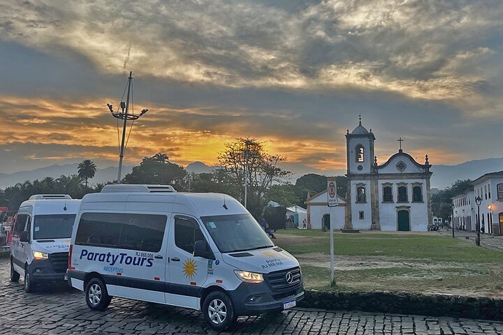 From Paraty: shared transfer to hotels in Rio de Janeiro