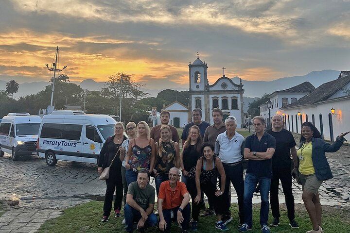 From Paraty: shared transfer to hotels in Rio de Janeiro