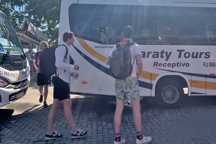 From Paraty: shared transfer to hotels in Rio de Janeiro