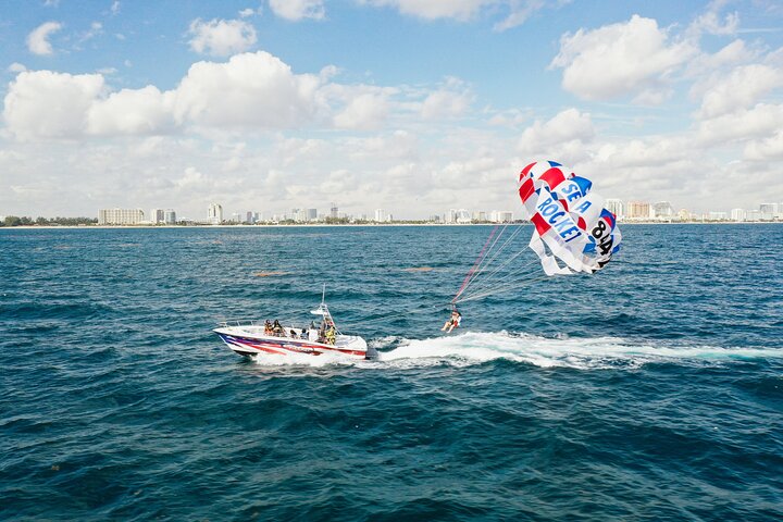 Ocean Parasailing Adventure In Fort Lauderdale, FL