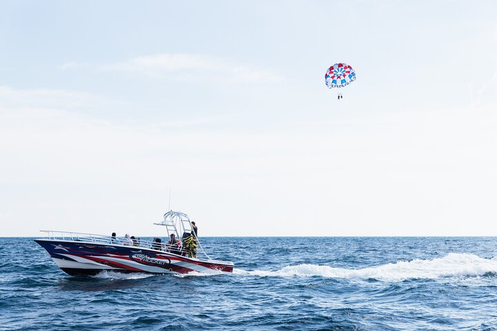 Ocean Parasailing Adventure In Fort Lauderdale, FL