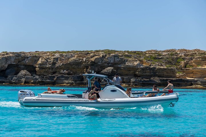 Boat Tour Egadi Day discover Favignana and Levanzo from Trapani