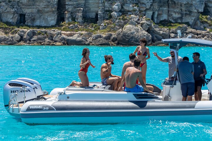 Boat Tour Egadi Day discover Favignana and Levanzo from Trapani