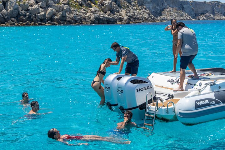 Boat Tour Egadi Day discover Favignana and Levanzo from Trapani