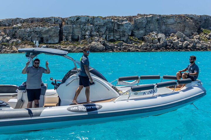 Boat Tour Egadi Day discover Favignana and Levanzo from Trapani