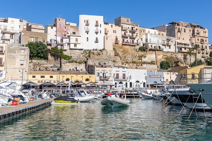 8-Hour Boat Tour from Castellammare del Golfo to San Vito Lo Capo