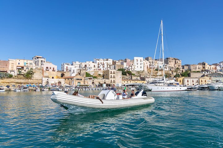 8-Hour Boat Tour from Castellammare del Golfo to San Vito Lo Capo
