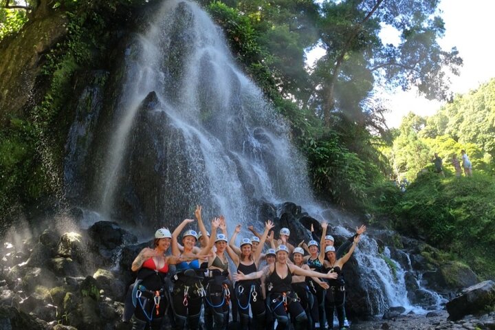 Canyoning experience in Ribeira dos Caldeiroes