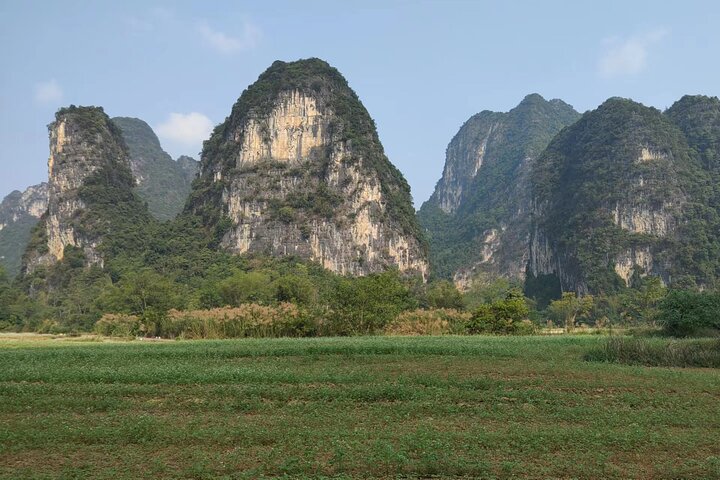 2-day Private tour to Detian waterfall and Mingshi from Nanning